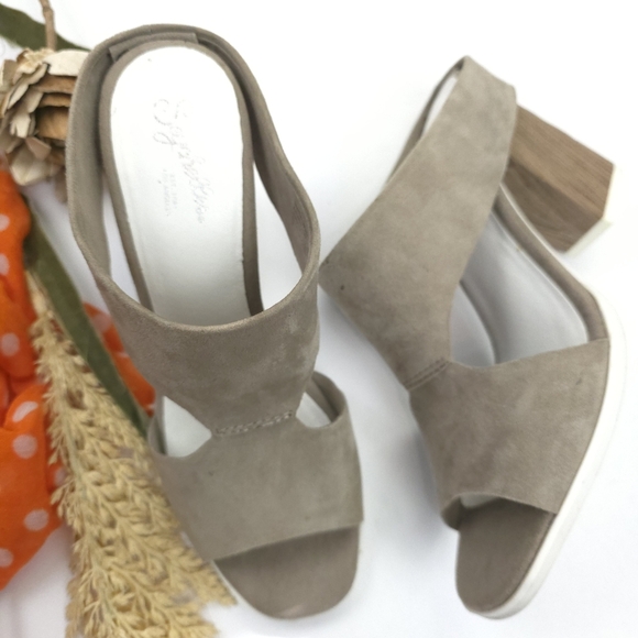 Seychelles Women's Grey Tan Suede Sandal Heels Sz 7 - Picture 6 of 10